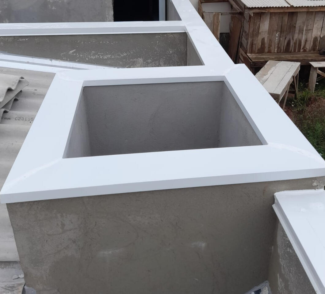 Rufos com pingadeira chapa branca